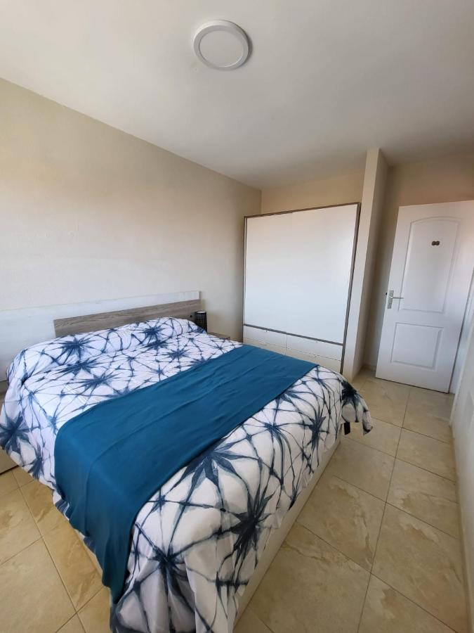 Apartamento Centrico En Candelaria, Con Piscina. Apartment Santa Cruz de Tenerife Luaran gambar