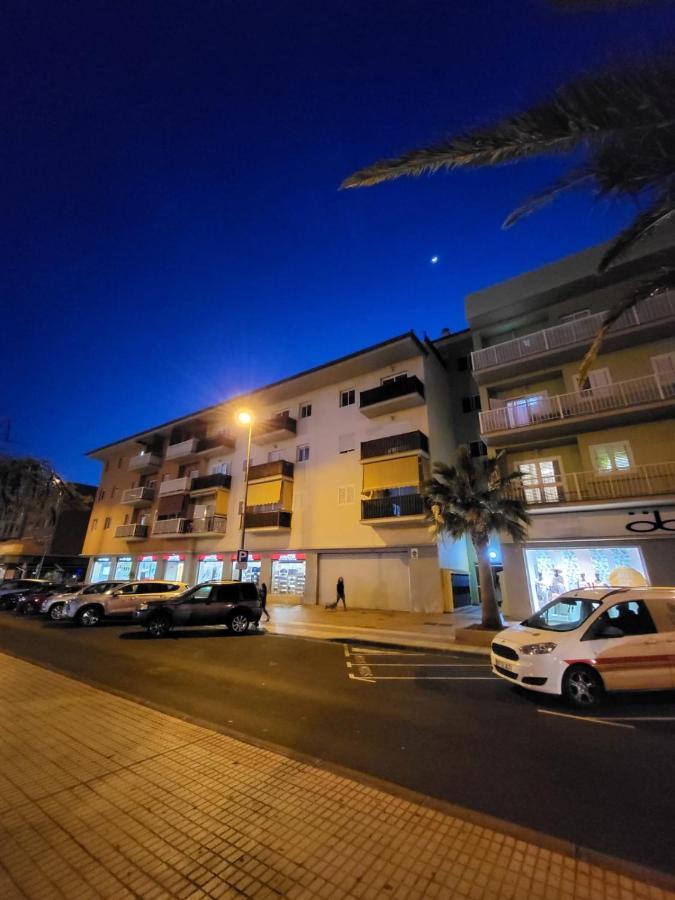 Apartamento Centrico En Candelaria, Con Piscina. Apartment Santa Cruz de Tenerife Luaran gambar
