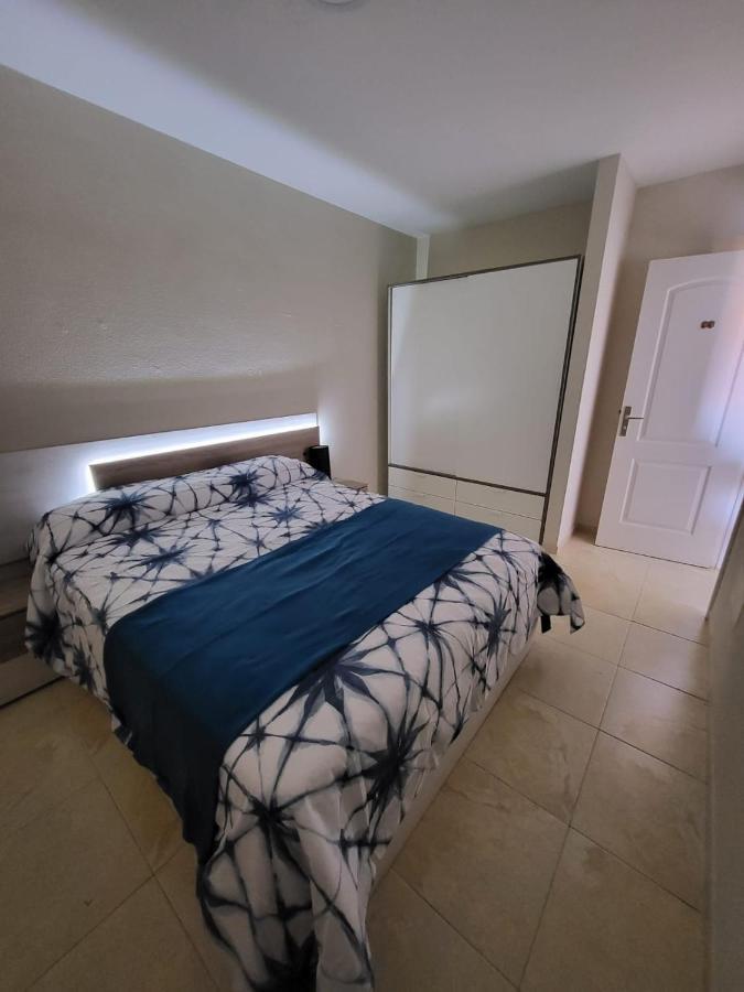 Apartamento Centrico En Candelaria, Con Piscina. Apartment Santa Cruz de Tenerife Luaran gambar